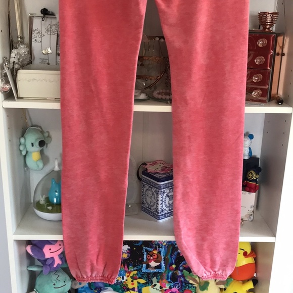 WILDFOX Faded Red 'I Sleep' Lounge Joggers - Picture 8 of 12